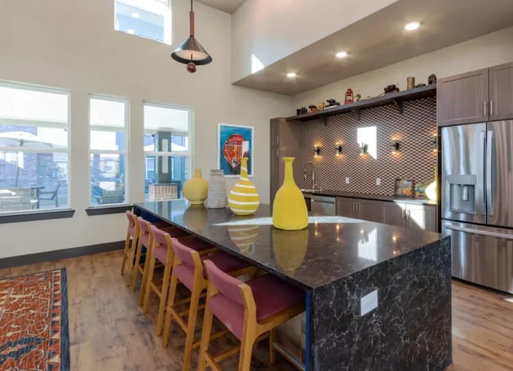 Arlington apartments for rent - image - imgi_112_accoladepropertymanagement_kestreloncooper_4943_1.webp