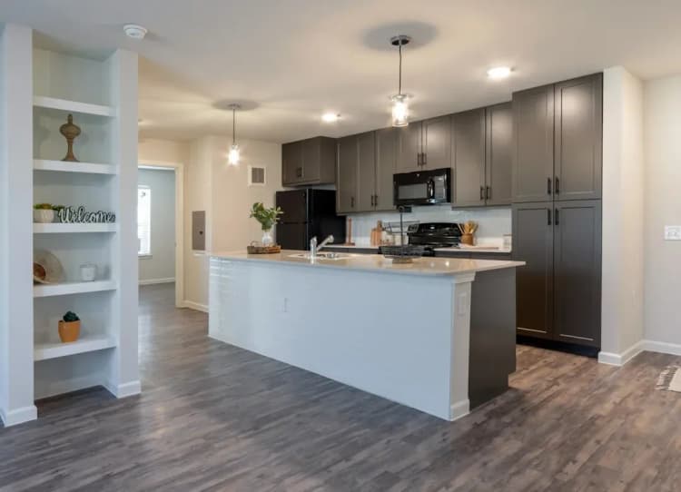 Arlington apartments for rent - image - imgi_120_accoladepropertymanagement_kestreloncooper_5216_1.webp