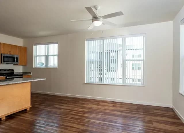 Arlington apartments for rent - image - imgi_155_dominium_matlockflats_apartments02.webp