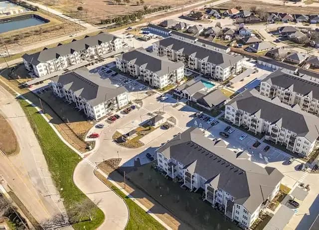Arlington apartments for rent - image - imgi_112_dominium_matlockflats_community02.webp