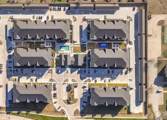 Arlington apartments for rent - image - imgi_113_dominium_matlockflats_community03.webp