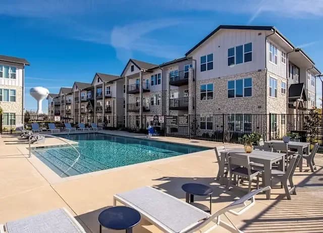 Arlington apartments for rent - image - imgi_133_dominium_matlockflats_community23.webp