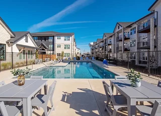 Arlington apartments for rent - image - imgi_132_dominium_matlockflats_community22.webp