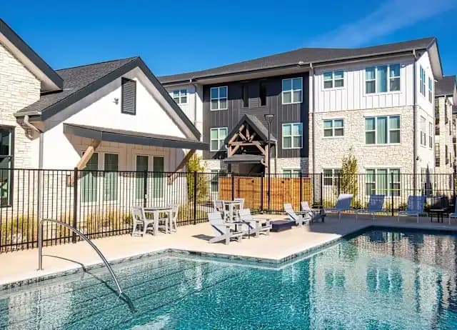 Arlington apartments for rent - image - imgi_135_dominium_matlockflats_community25.webp