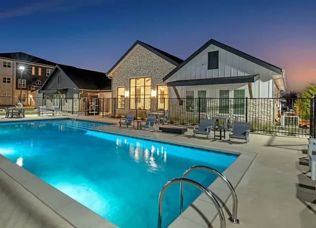 Arlington apartments for rent - image - imgi_144_dominium_matlockflats_community34.webp