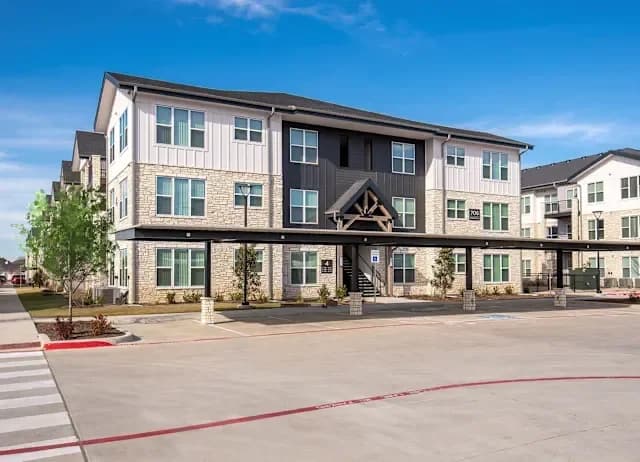 Arlington apartments for rent - image - imgi_149_dominium_matlockflats_community39.webp