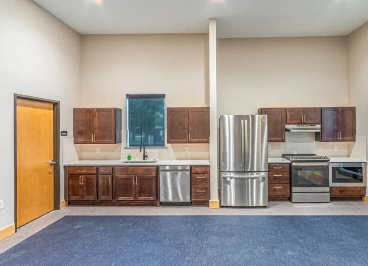 Arlington apartments for rent - image - imgi_126_dominium_rosemont at mayfield villas_24 - community kitchen 2_web.webp