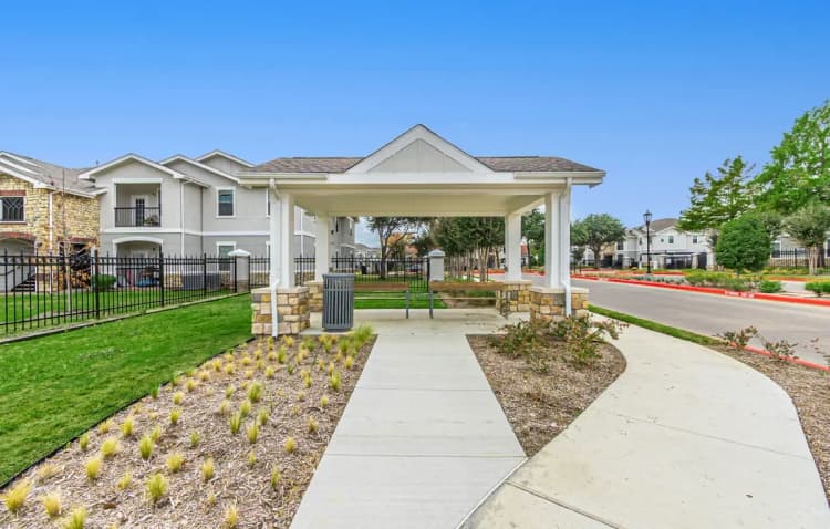 Arlington apartments for rent - image - imgi_436_dominium_rosemont at mayfield villas_35 - picnic pavilion_web.webp