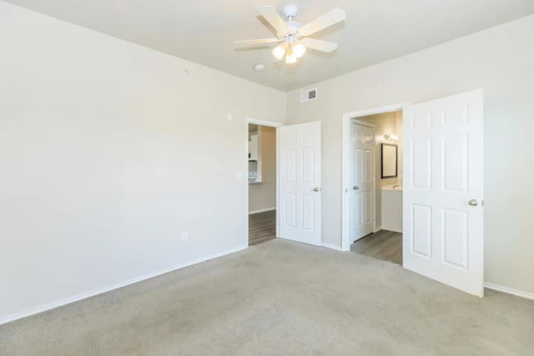 Arlington apartments for rent - image - imgi_99_04b_296707.webp