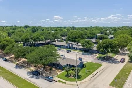 Arlington apartments for rent - image - imgi_27_The-Jerry_005.webp