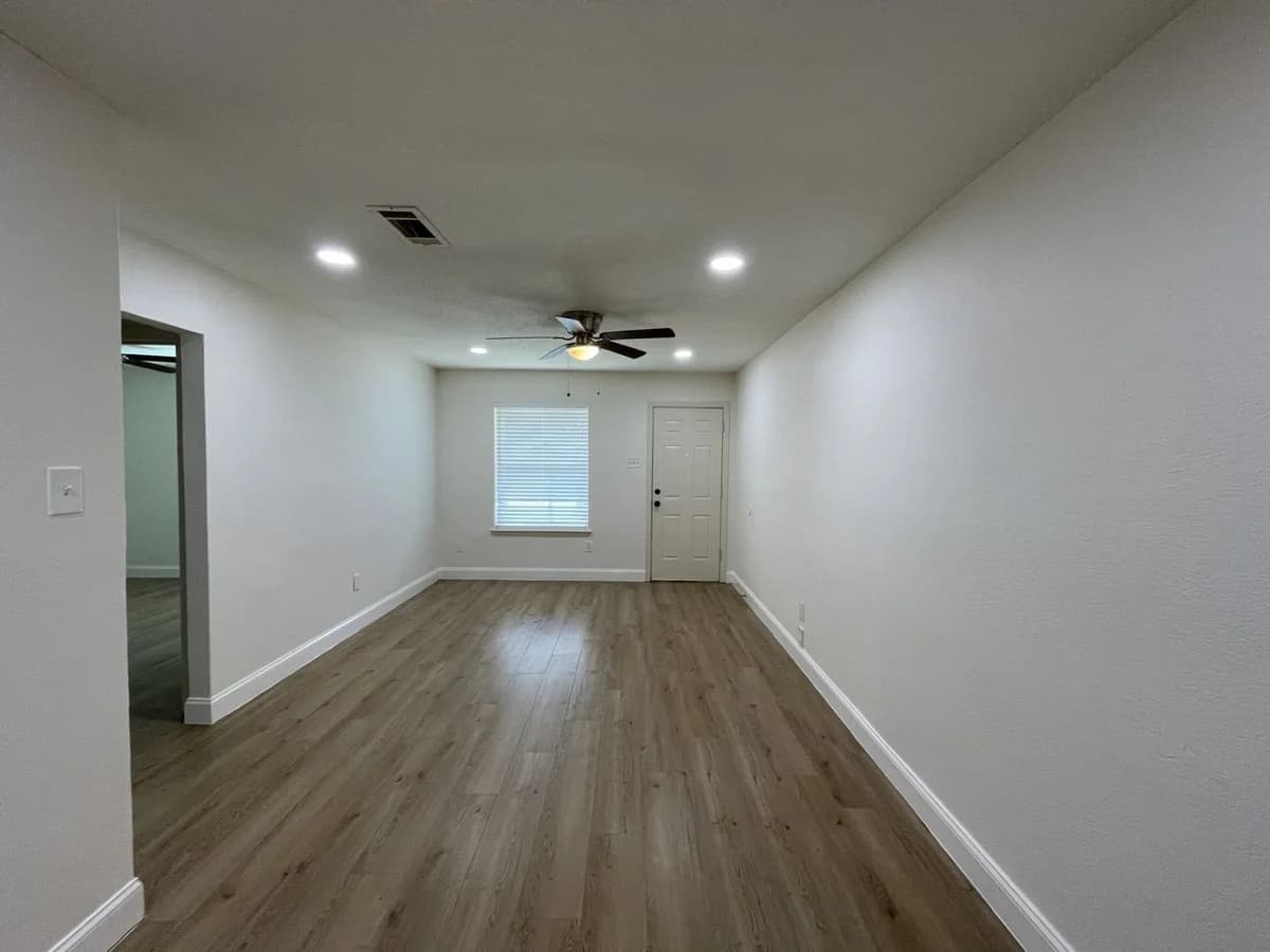 Arlington apartments for rent - Property image - Hosack 204 - 3