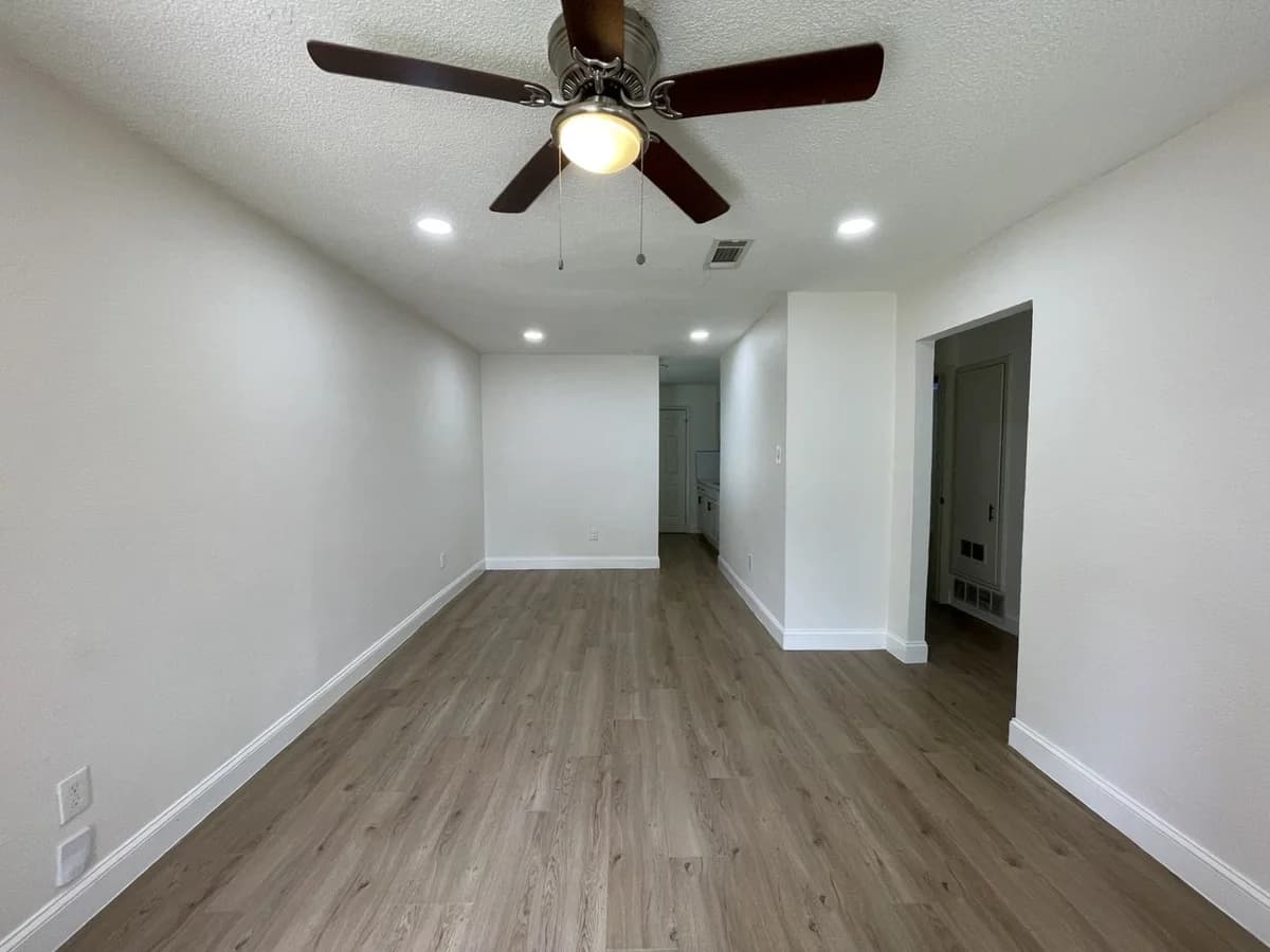 Arlington apartments for rent - Property image - Hosack 204 - 2