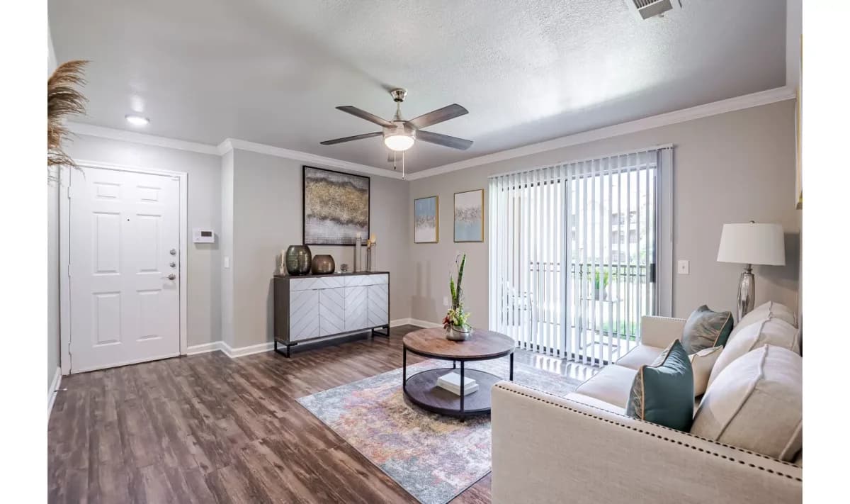 Arlington apartments for rent - image - Arbrook Park - Living Room 3.webp