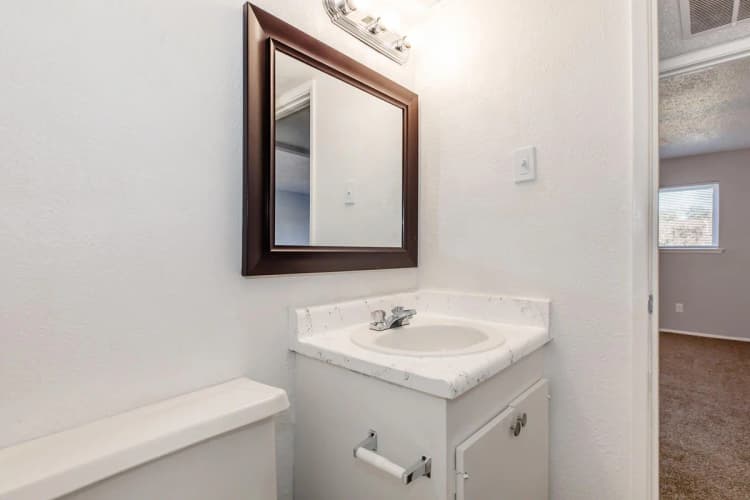 Arlington apartments for rent - image - Arlington Park B52 One Bedroom One Bath - Bathroom 1.jpg