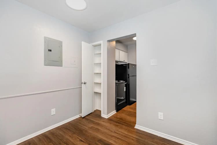 Arlington apartments for rent - image - Arlington Park B51 One Bedroom One Bath - Kitchen 2.jpg