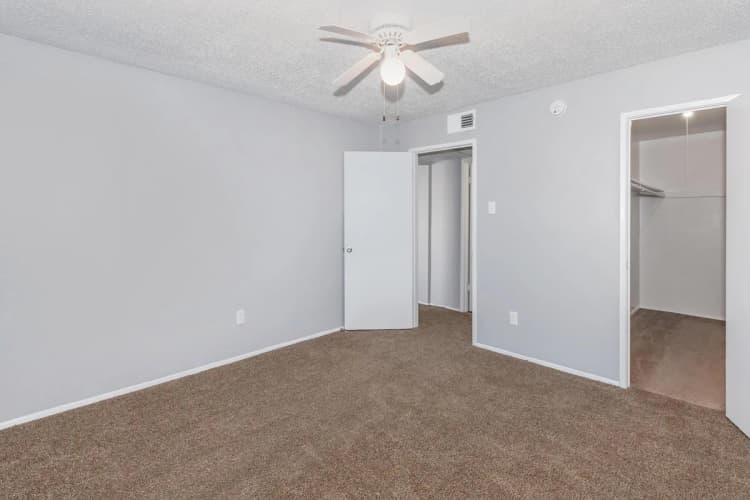 Arlington apartments for rent - image - Arlington Park B52 One Bedroom One Bath - Room 2.jpg