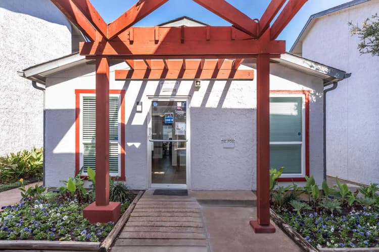 Arlington apartments for rent - image - Arlington Park Community - Leasing Office.jpg