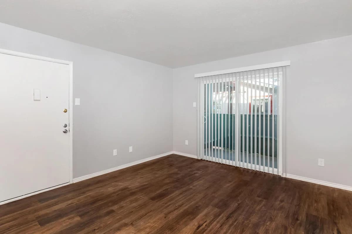 Arlington apartments for rent - image - Arlington Park B51 One Bedroom One Bath - Room.jpg