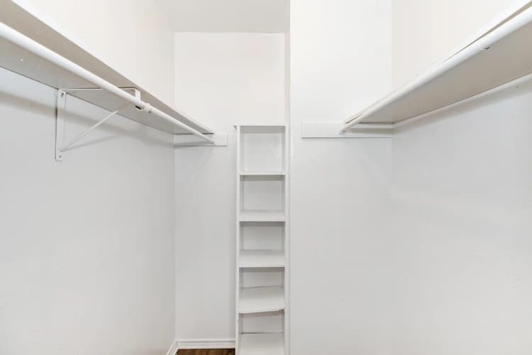 Arlington apartments for rent - image - Arlington Park B51 One Bedroom One Bath - Closet.jpg