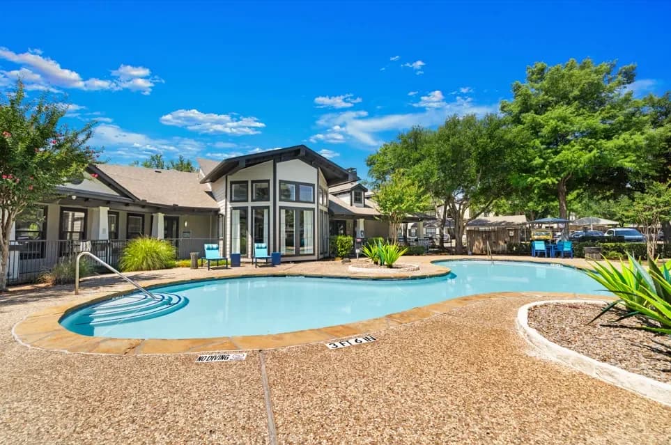 Arlington apartments for rent - Property image - Bardin Greene - 3