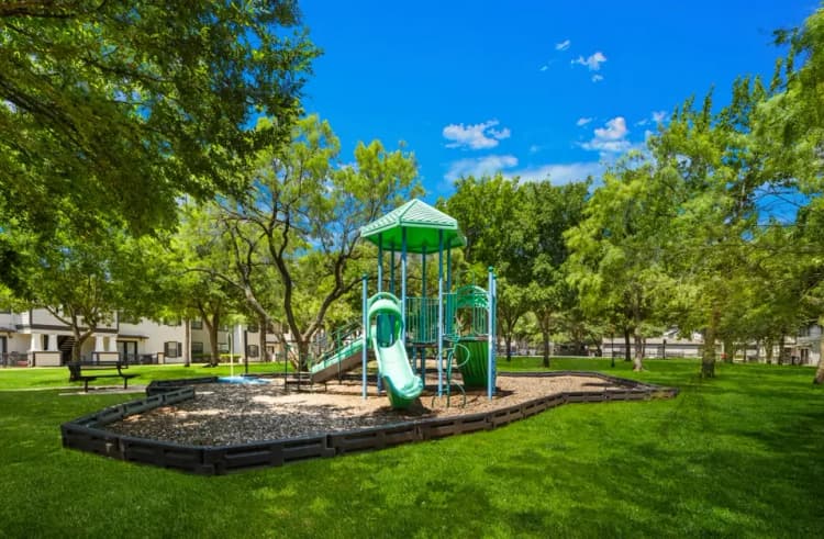 Arlington apartments for rent - image - Bardin Greene - Playing Area.webp