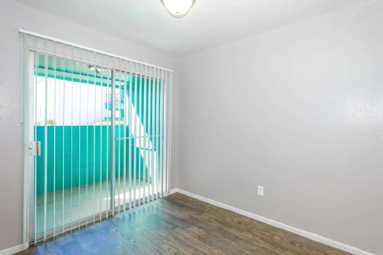 Arlington apartments for rent - image - Brandon Oaks A3 - Balcony.jpg