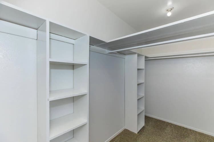 Arlington apartments for rent - image - Brandon Oaks A3 - Closet.jpg