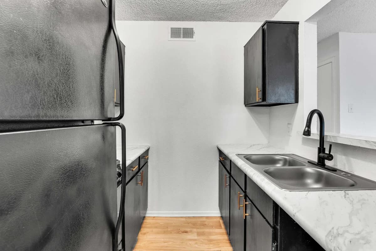 Arlington apartments for rent - image - Casa Hills @ Collins Park Interiors - Kitchen 2.jpg