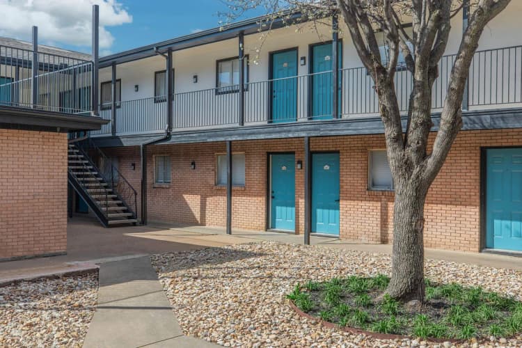 Arlington apartments for rent - image - Casa Hills @ Collins Park Community - Building 7.jpg