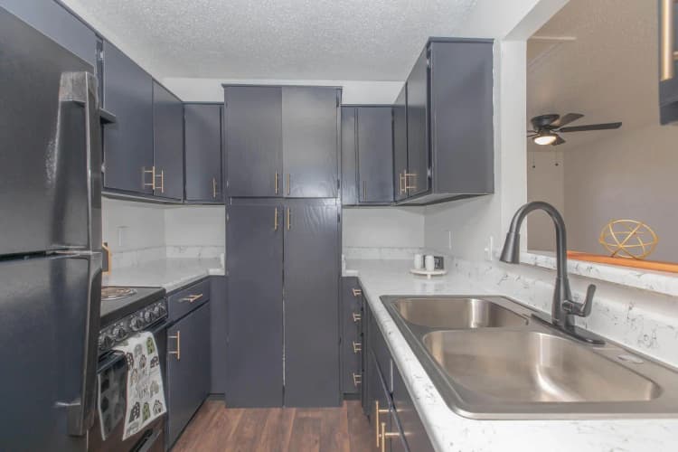 Arlington apartments for rent - image - Casa Hills @ Collins Park Studio - Kitchen.jpg