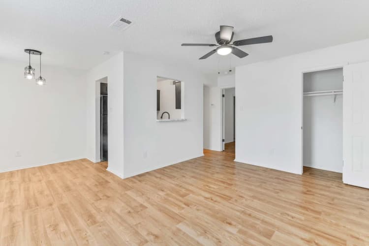 Arlington apartments for rent - image - Casa Hills @ Collins Park Interiors - Apartment.jpg
