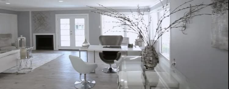Arlington apartments for rent - image - Vineyards At Arlington - Living Room 2.jpg
