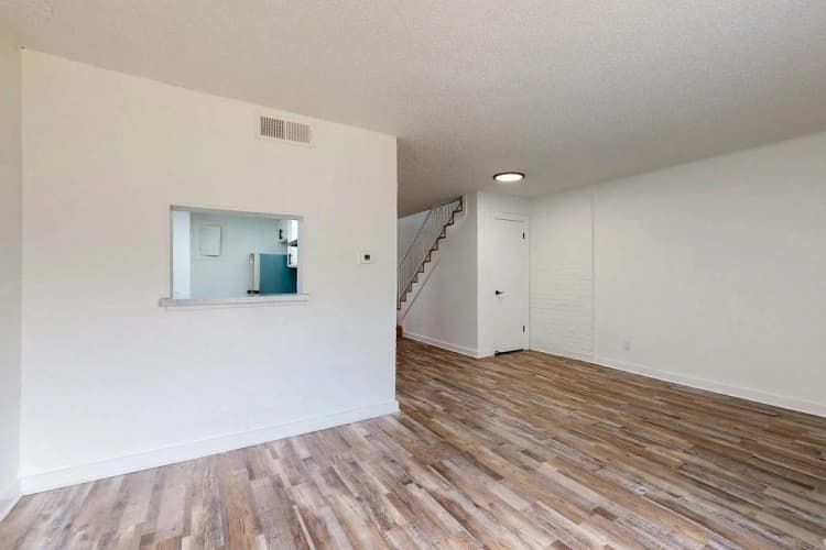 Arlington apartments for rent - image - Regency Apartments Interiors - Apartment 1.jpeg