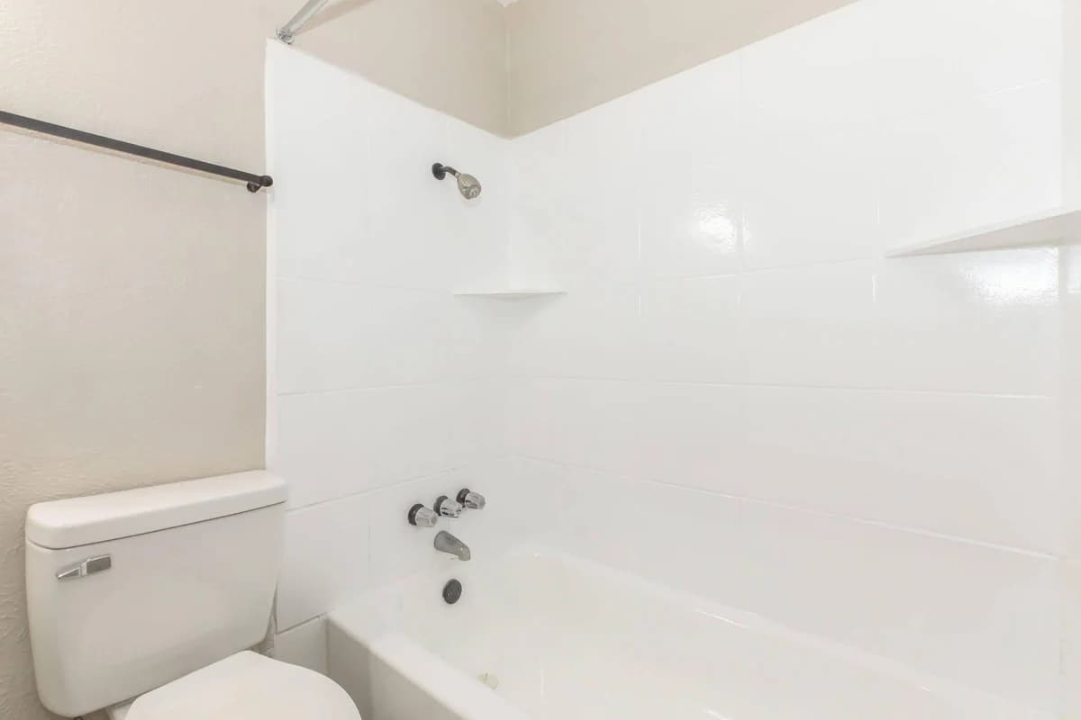 Arlington apartments for rent - image - Regency Apartments 1 Bed 1.5 Bath - Bathroom 1.jpg