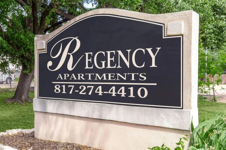 Arlington apartments for rent - image - Regency Apartments.jpg