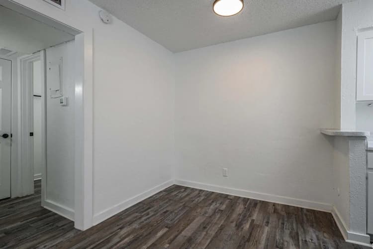 Arlington apartments for rent - image - Regency Apartments Interiors - Apartment.jpeg