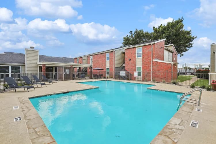 Arlington apartments for rent - image - Apartment Complex Pool Area.webp
