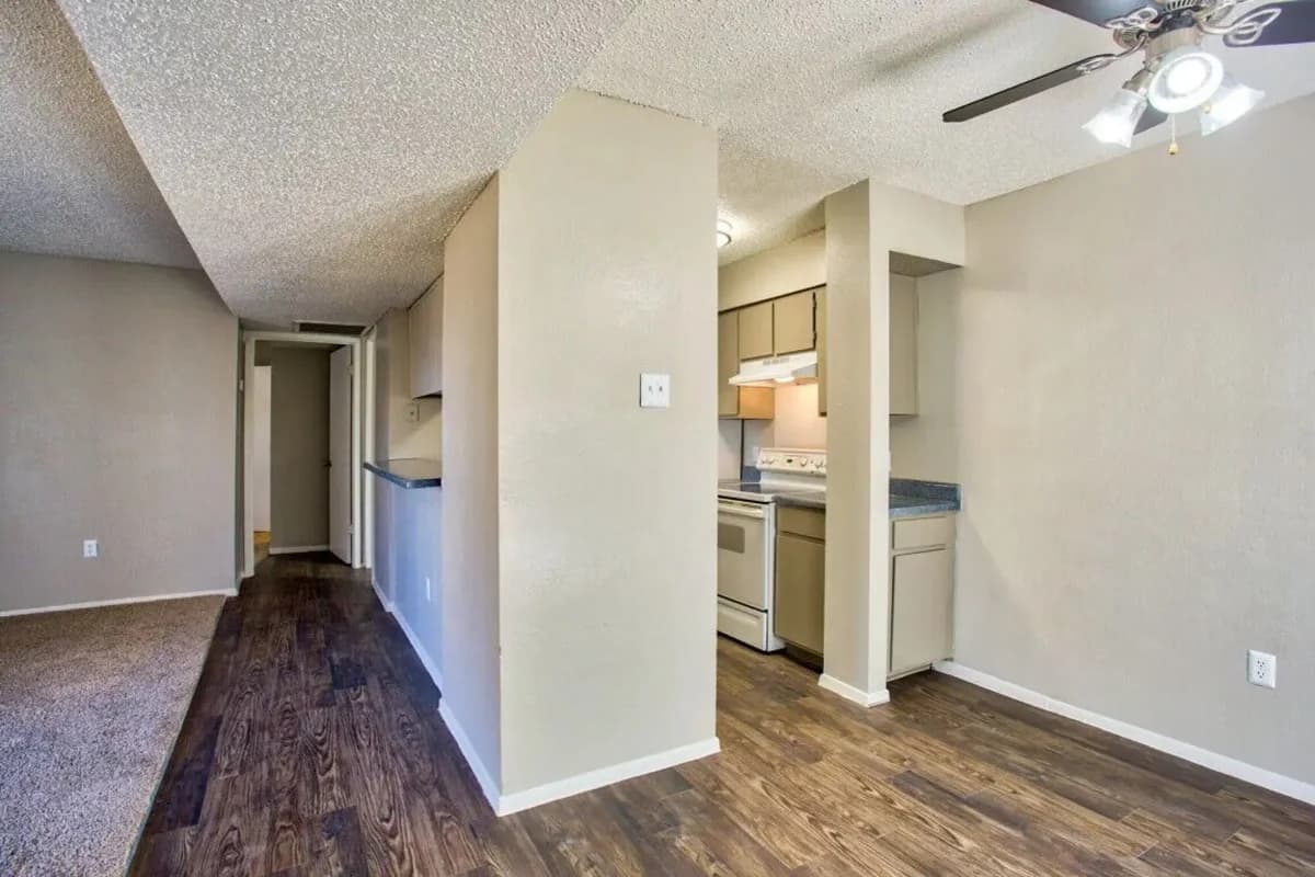 Arlington apartments for rent - Property image - Carriage Hill - 1