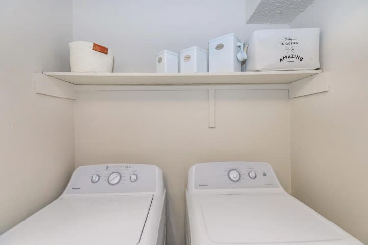 Arlington apartments for rent - image - The Hub A1 - Laundry Area.jpg