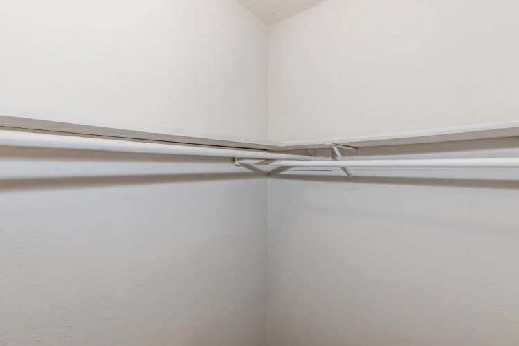 Arlington apartments for rent - image - The Hub B1 - Closet.jpg
