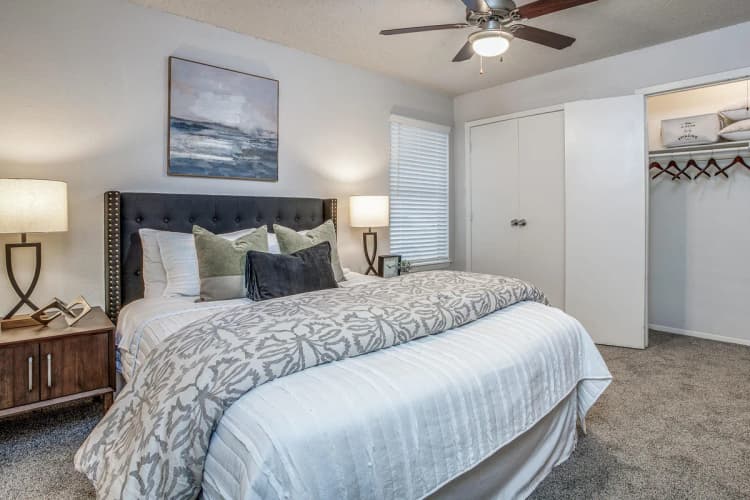 Arlington apartments for rent - image - The Hub A1 Upgraded - Bedroom.jpg