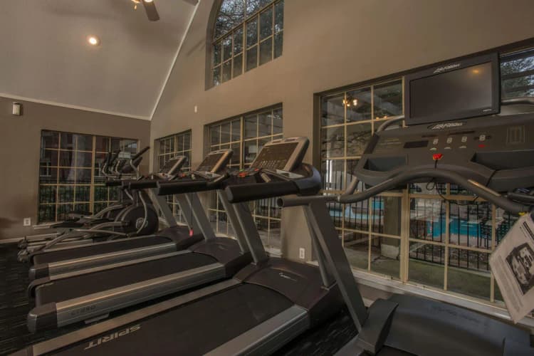 Arlington apartments for rent - image - Harmony Apartments - Gym2.jpg