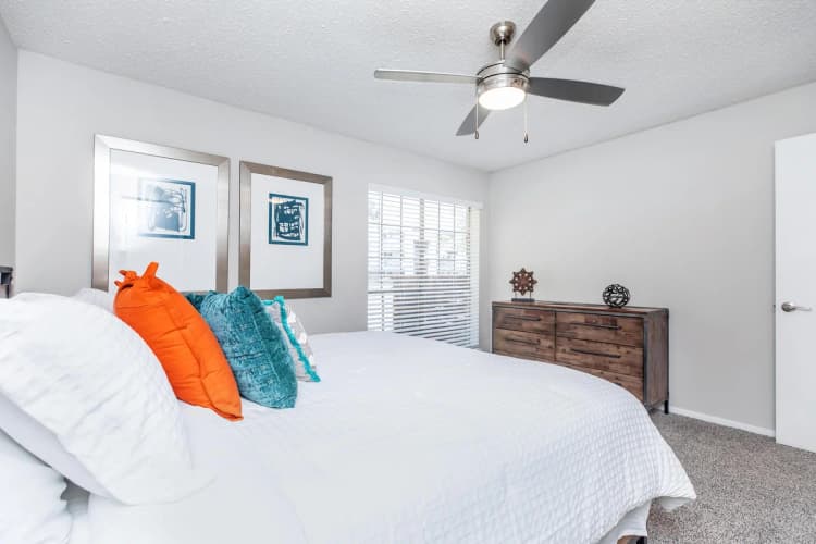 Arlington apartments for rent - image - Harmony Apartments A1 1bd1ba - Bedroom2.jpg