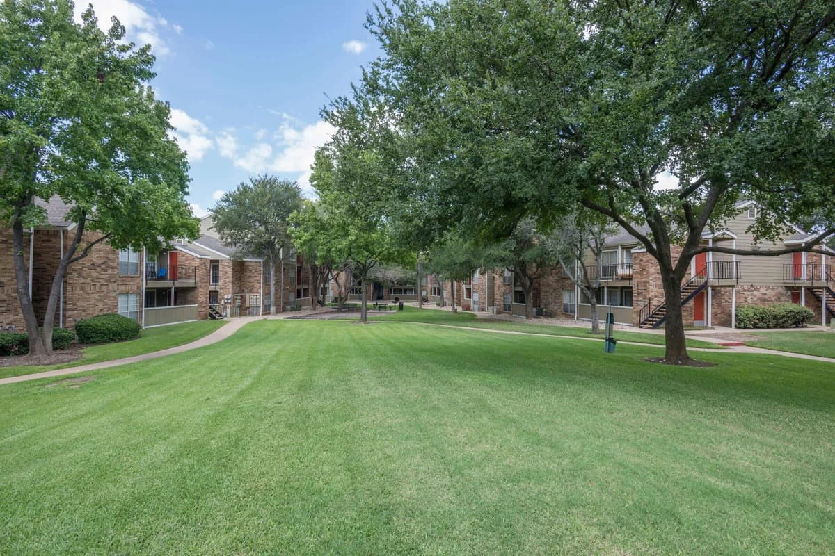 Arlington apartments for rent - Property image - Harmony Apartments - 2