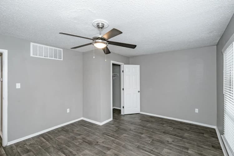 Arlington apartments for rent - image - Belmont Place (C2) - Bedroom2.webp