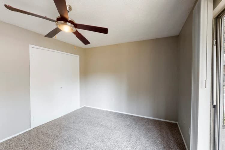 Arlington apartments for rent - image - Belmont Place (B1) - Bedroom 5.webp