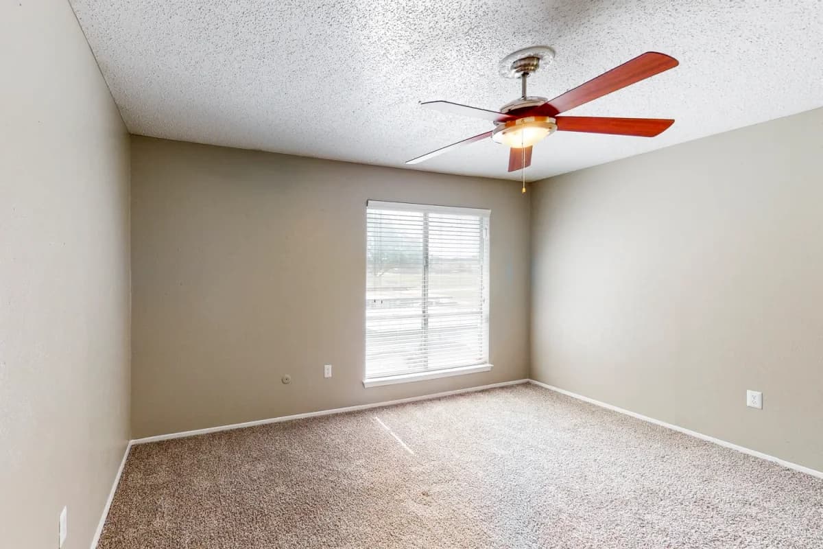 Arlington apartments for rent - image - Belmont Place (A1) - Bedroom.webp