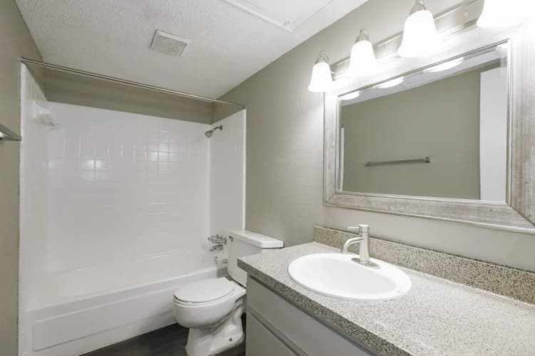 Arlington apartments for rent - image - Belmont Place (B2) - Bathroom.webp