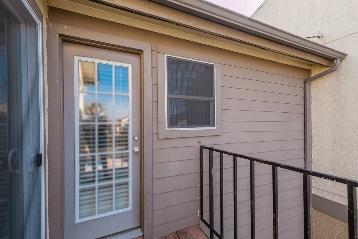 Arlington apartments for rent - image - Paisley (Abp) (Pearl) - Exterior 1.webp