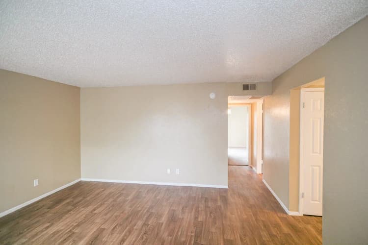 Arlington apartments for rent - image - Paisley (Abp) (Dimond) - Living room 2.webp
